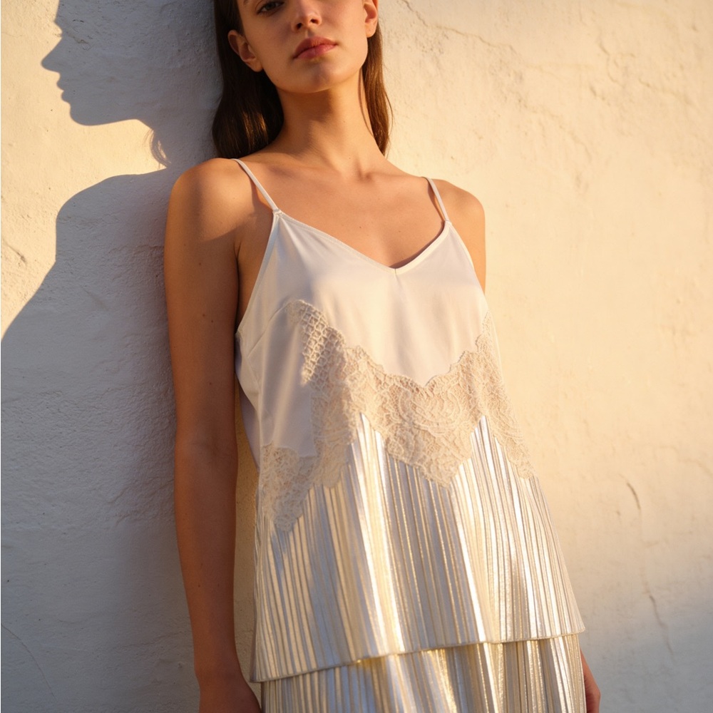 Express Ivory Lace Pleated Camisole Tank Top – Size L – NWT $70